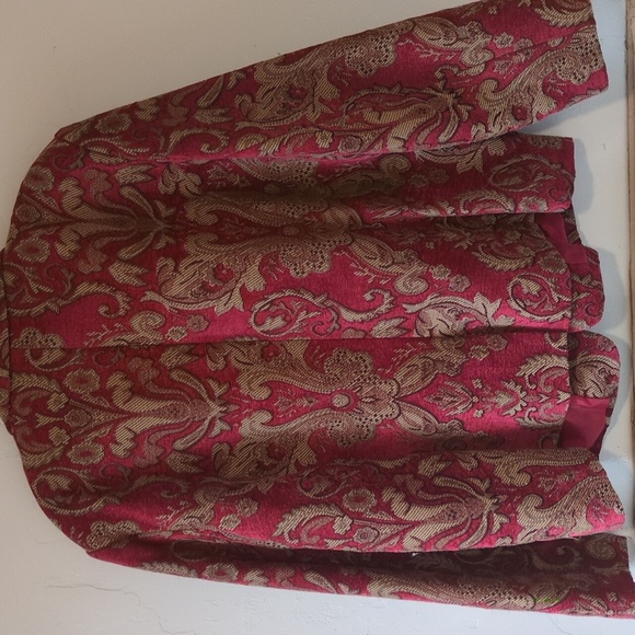 Red Vintage - Picture 5 of 5